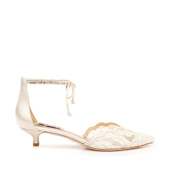 Badgley Mischka Women's Betsy Lace Kitten Heel Pumps - Picture 3 of 16